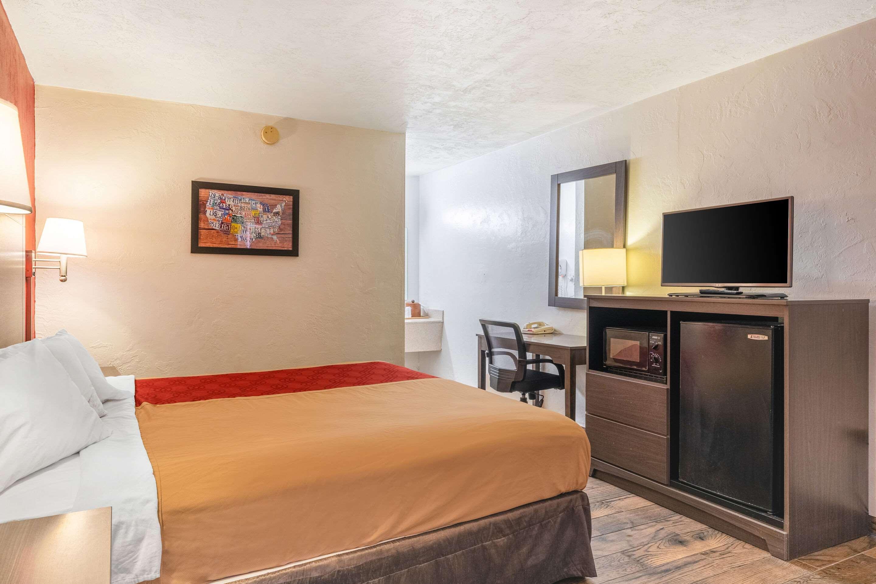 Econo Lodge University Ґейнсвілл Екстер'єр фото