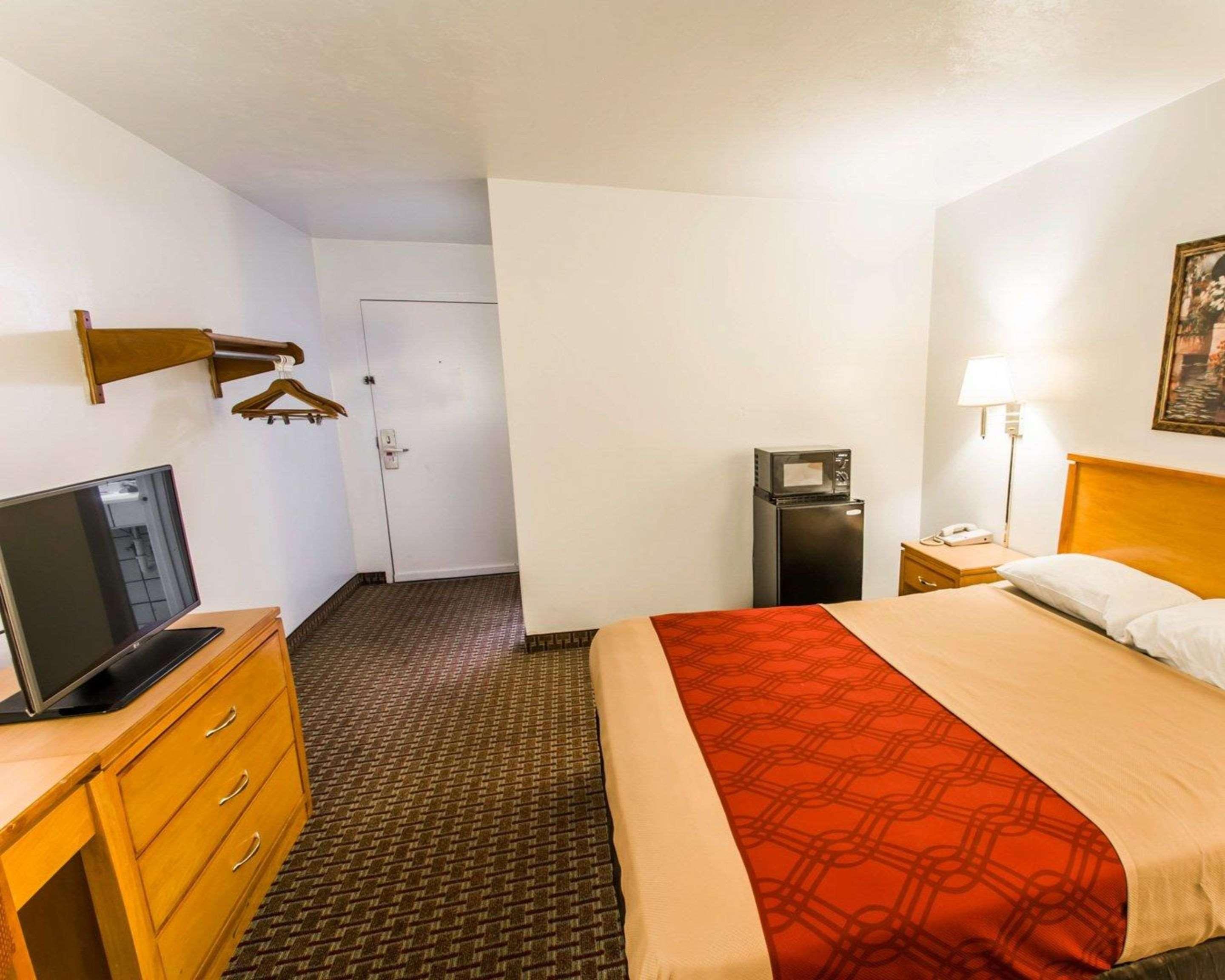 Econo Lodge University Ґейнсвілл Екстер'єр фото