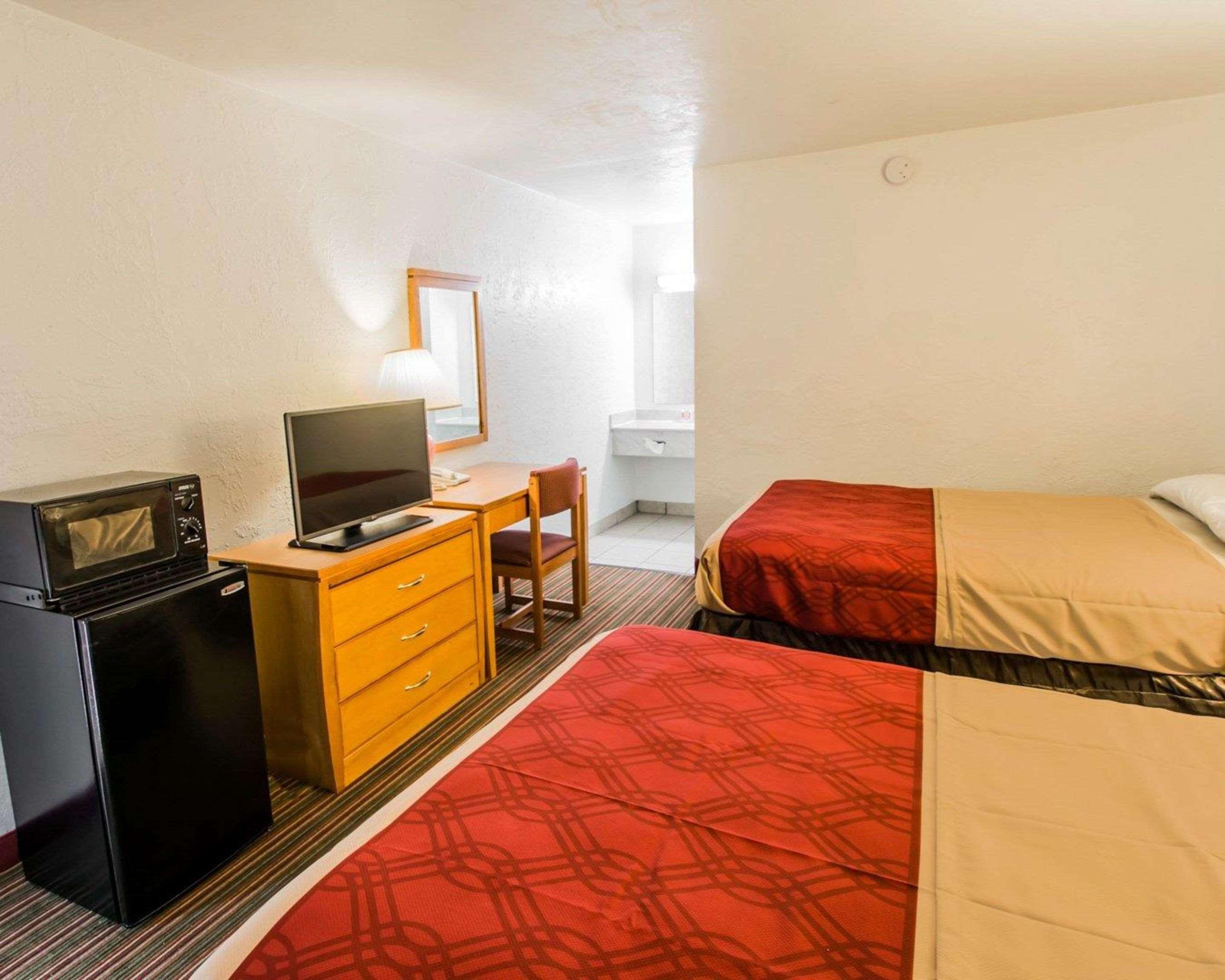 Econo Lodge University Ґейнсвілл Екстер'єр фото