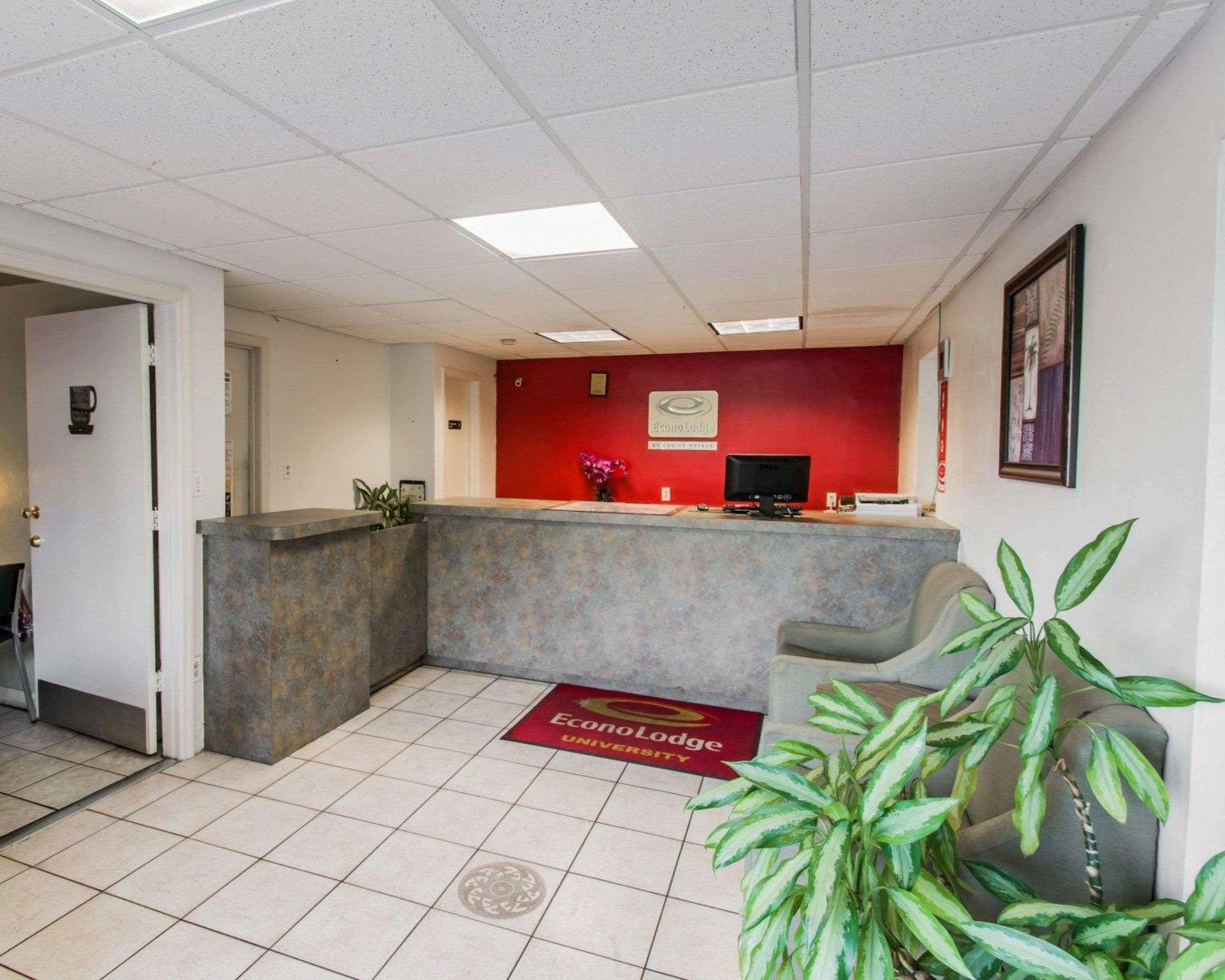 Econo Lodge University Ґейнсвілл Екстер'єр фото
